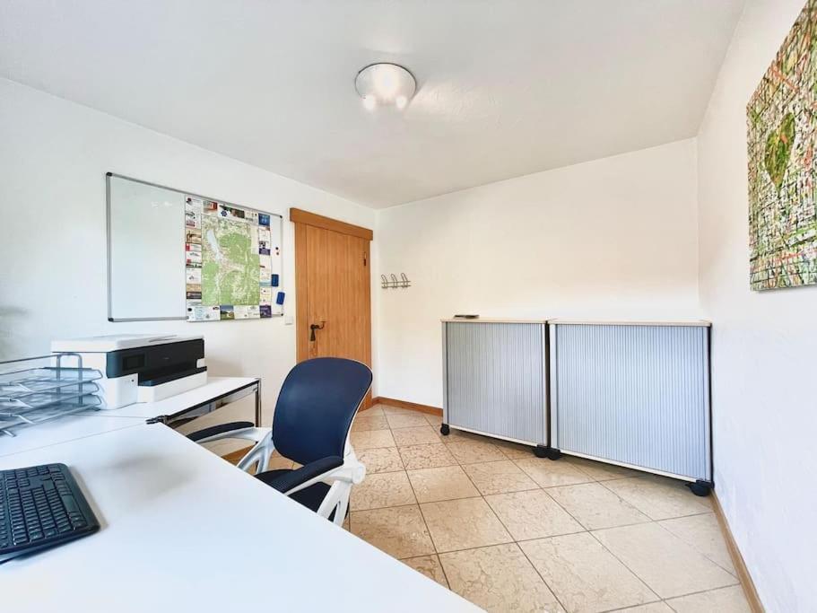 Whole Villa Munich, Alps View, Quiet And Spacious เฟลด์เคอร์เคน-เวสต์ตาฮัม ภายนอก รูปภาพ