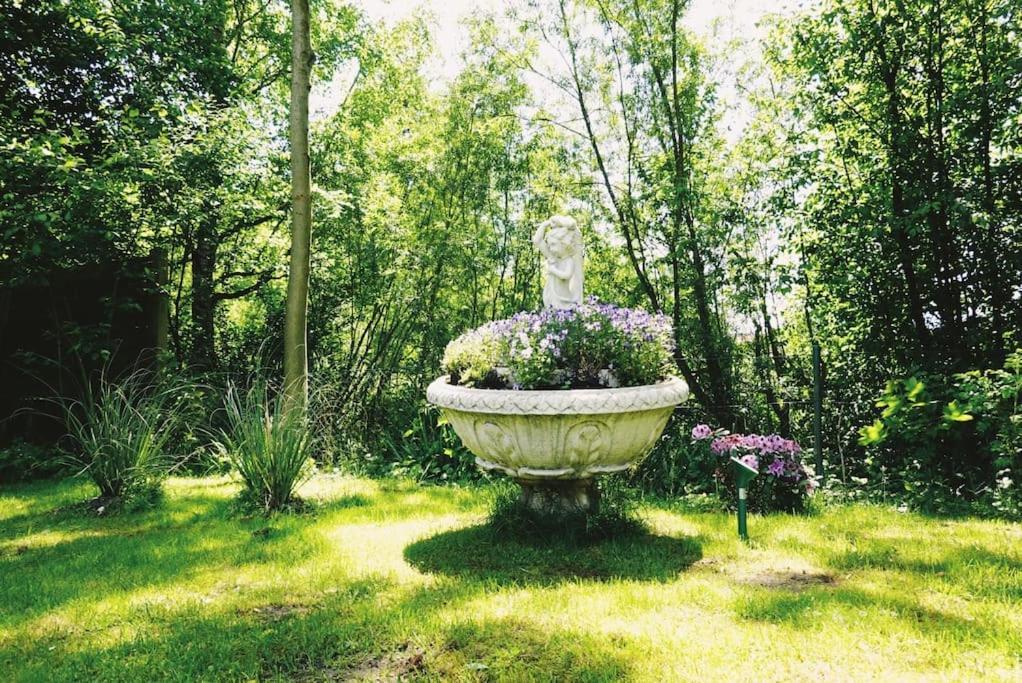 Whole Villa Munich, Alps View, Quiet And Spacious เฟลด์เคอร์เคน-เวสต์ตาฮัม ภายนอก รูปภาพ